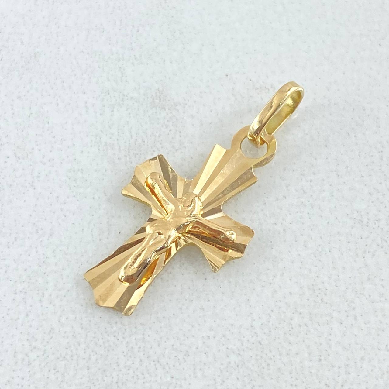 Pendant Christ Cross 0.55gr / 2cm / 18K Gold ©