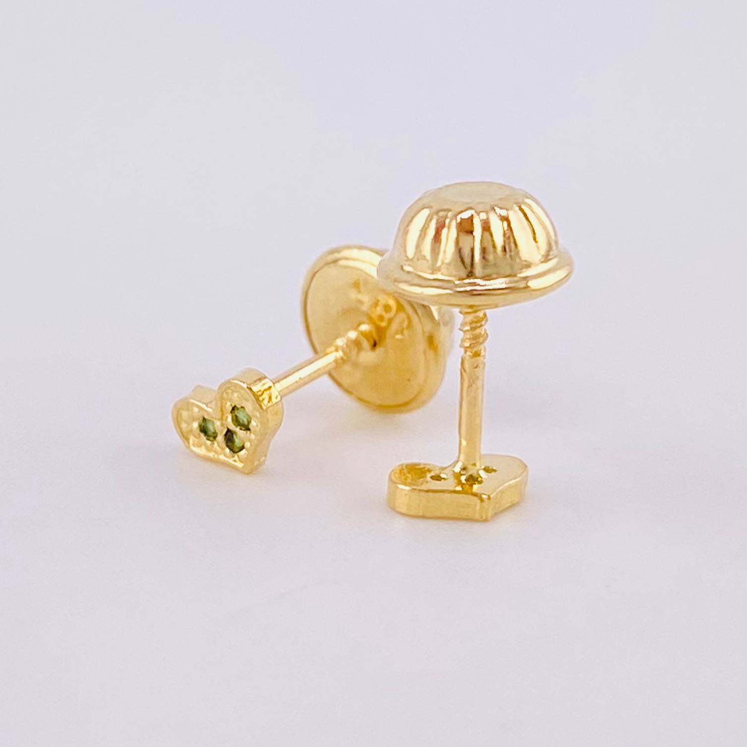 Stud Earrings Heart 0.5g / in / 1.3mm Yellow Gold 18K