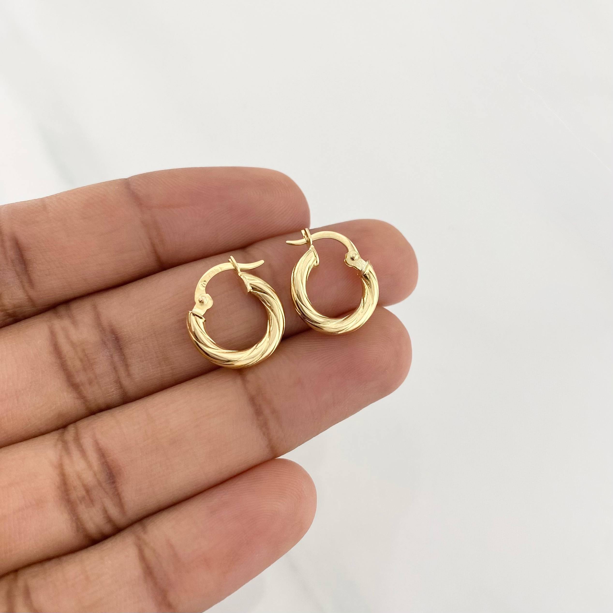 Candongas Mary 1.3g / 1/2 in Oro Amarillo 18K