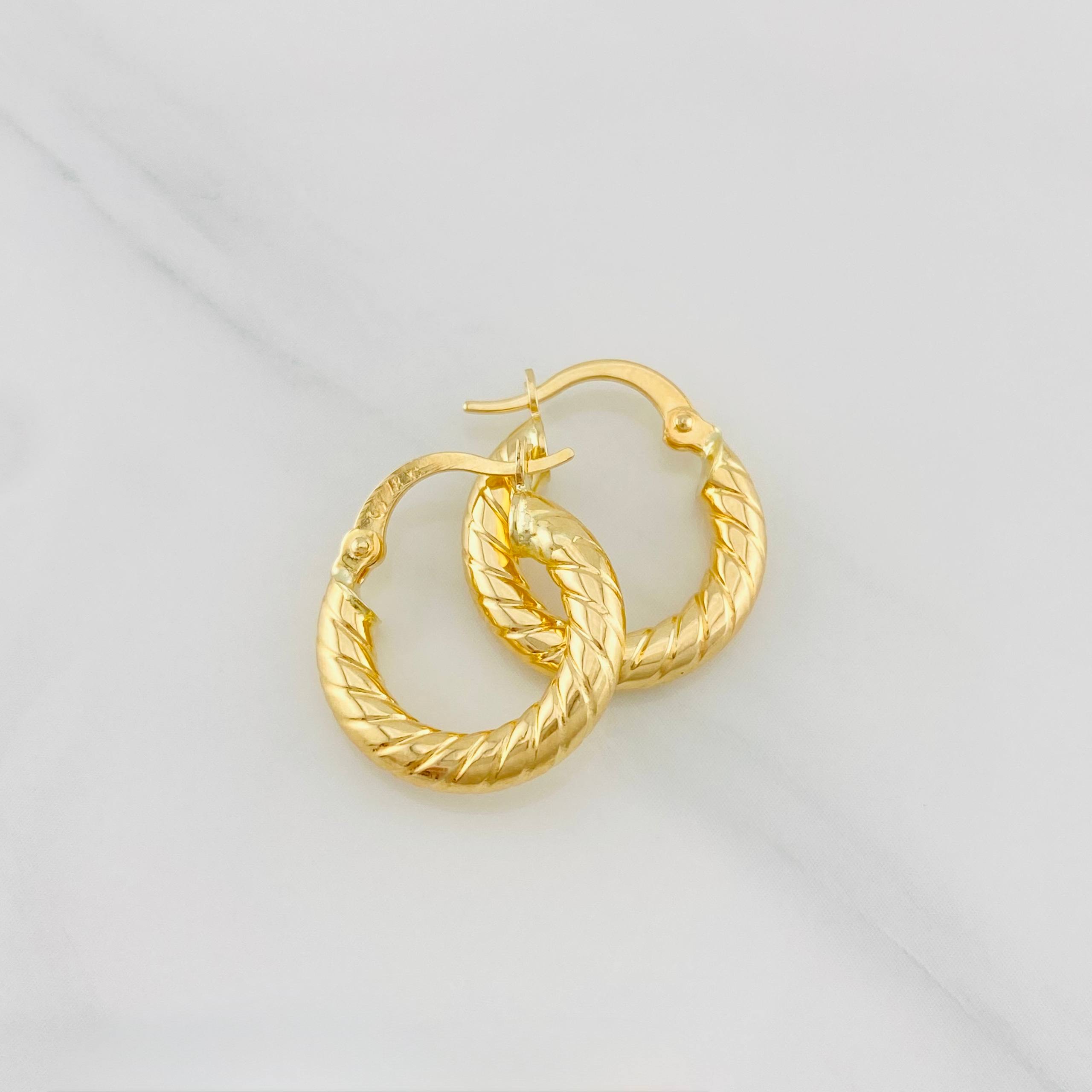 Candongas Niky 1.9g / 3/4 in Oro Amarillo 18K