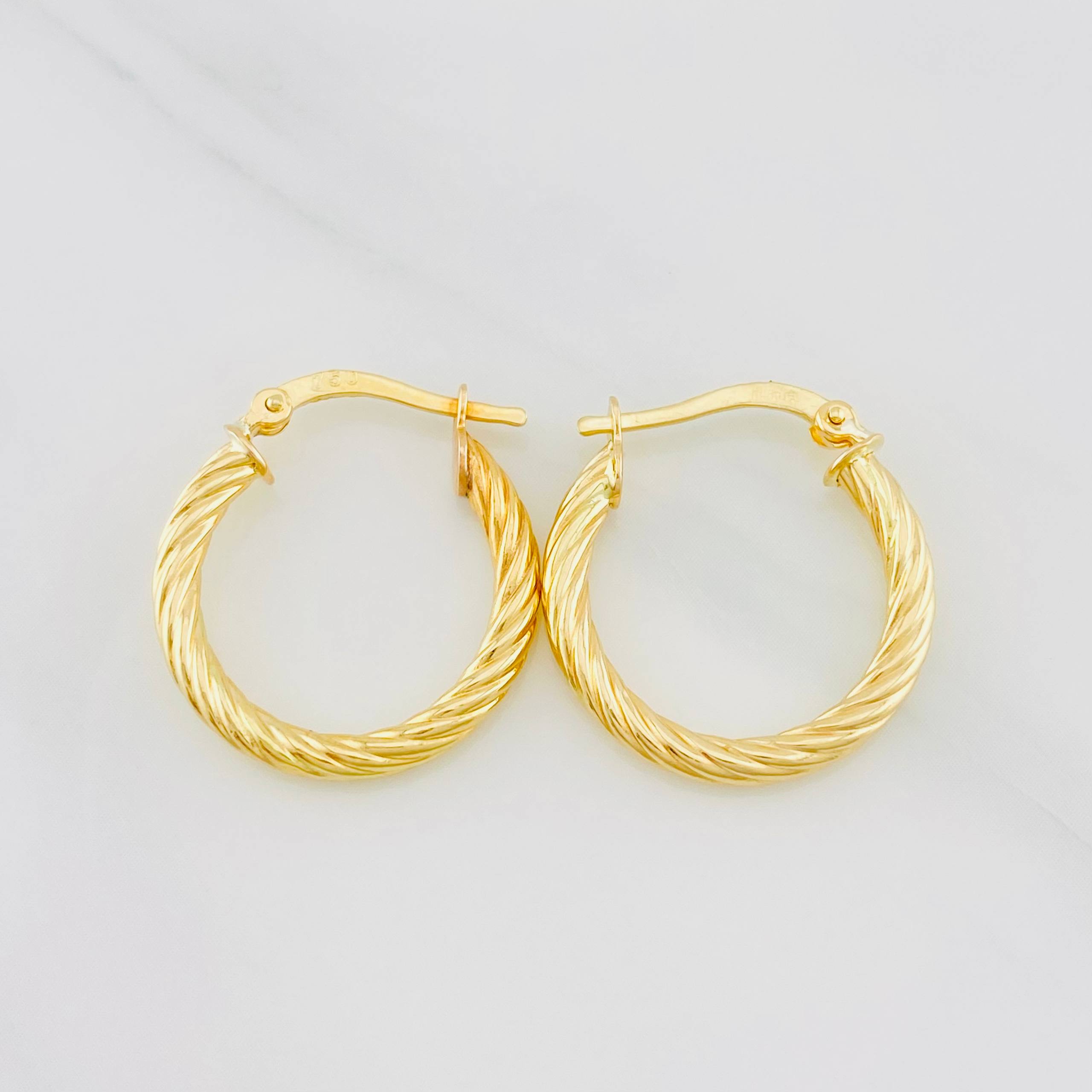Candongas Niky 1.85g / 3/4 in Oro Amarillo 18K
