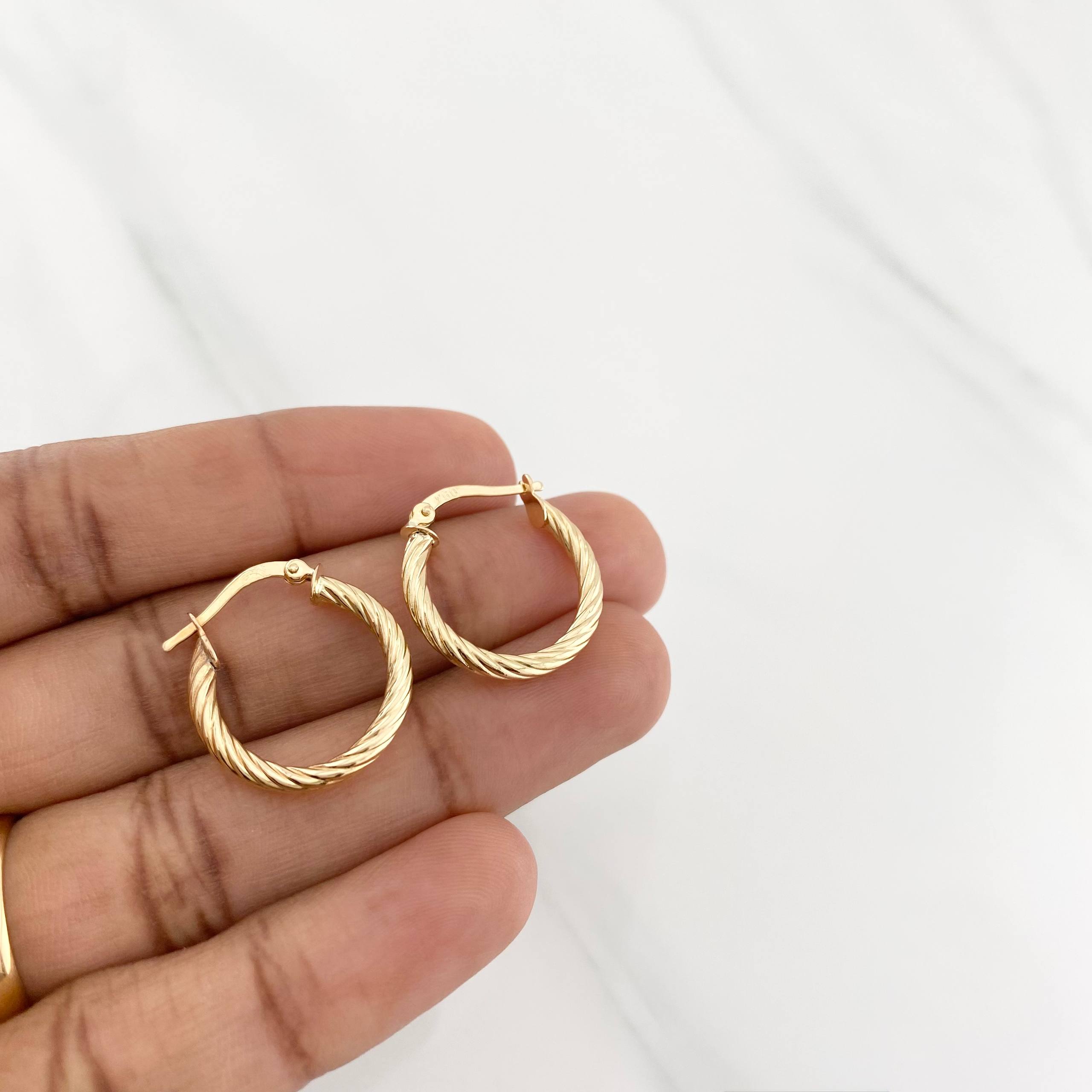 Candongas Niky 1.85g / 3/4 in Oro Amarillo 18K