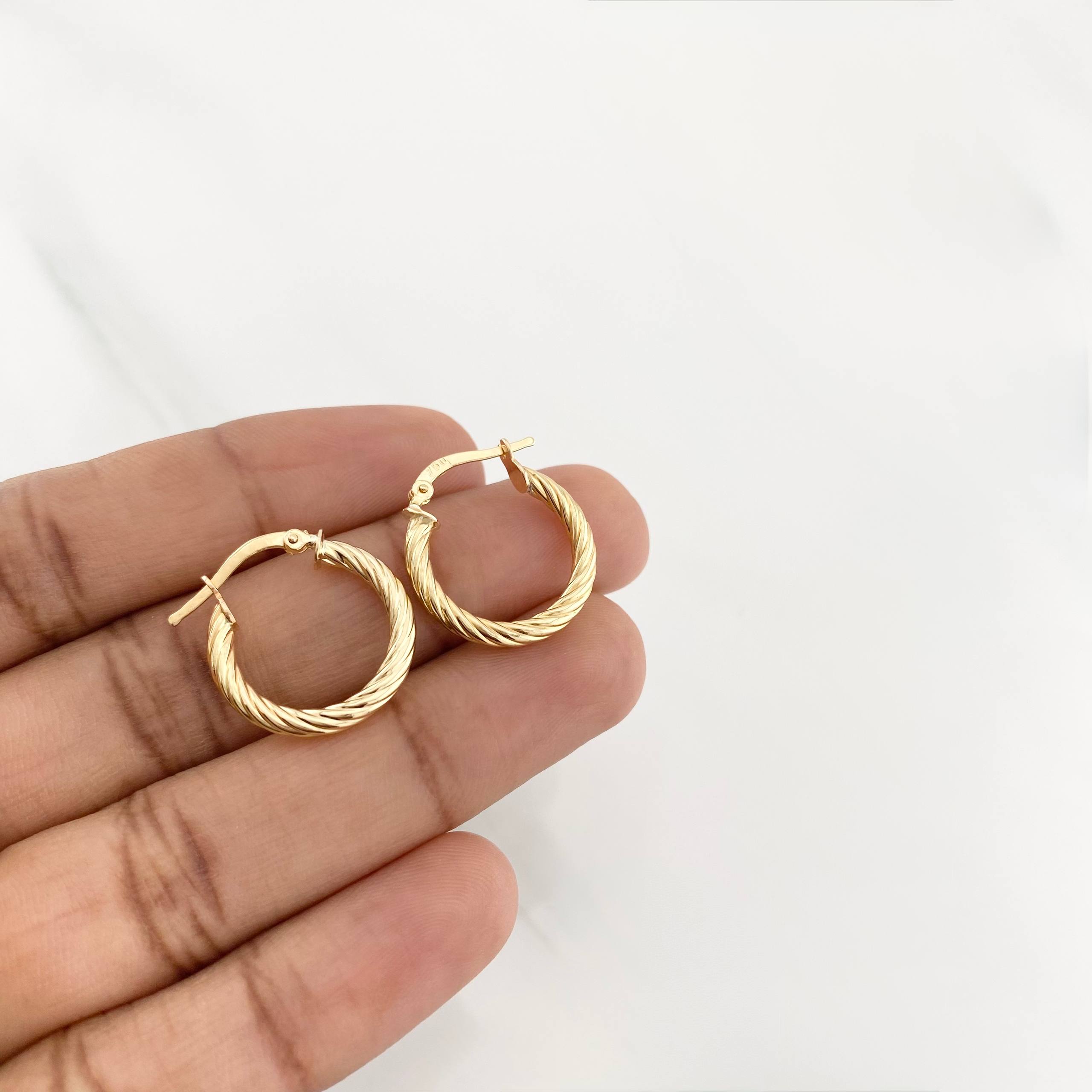 Candongas Niky 1.95g / 3/4 in Oro Amarillo 18K
