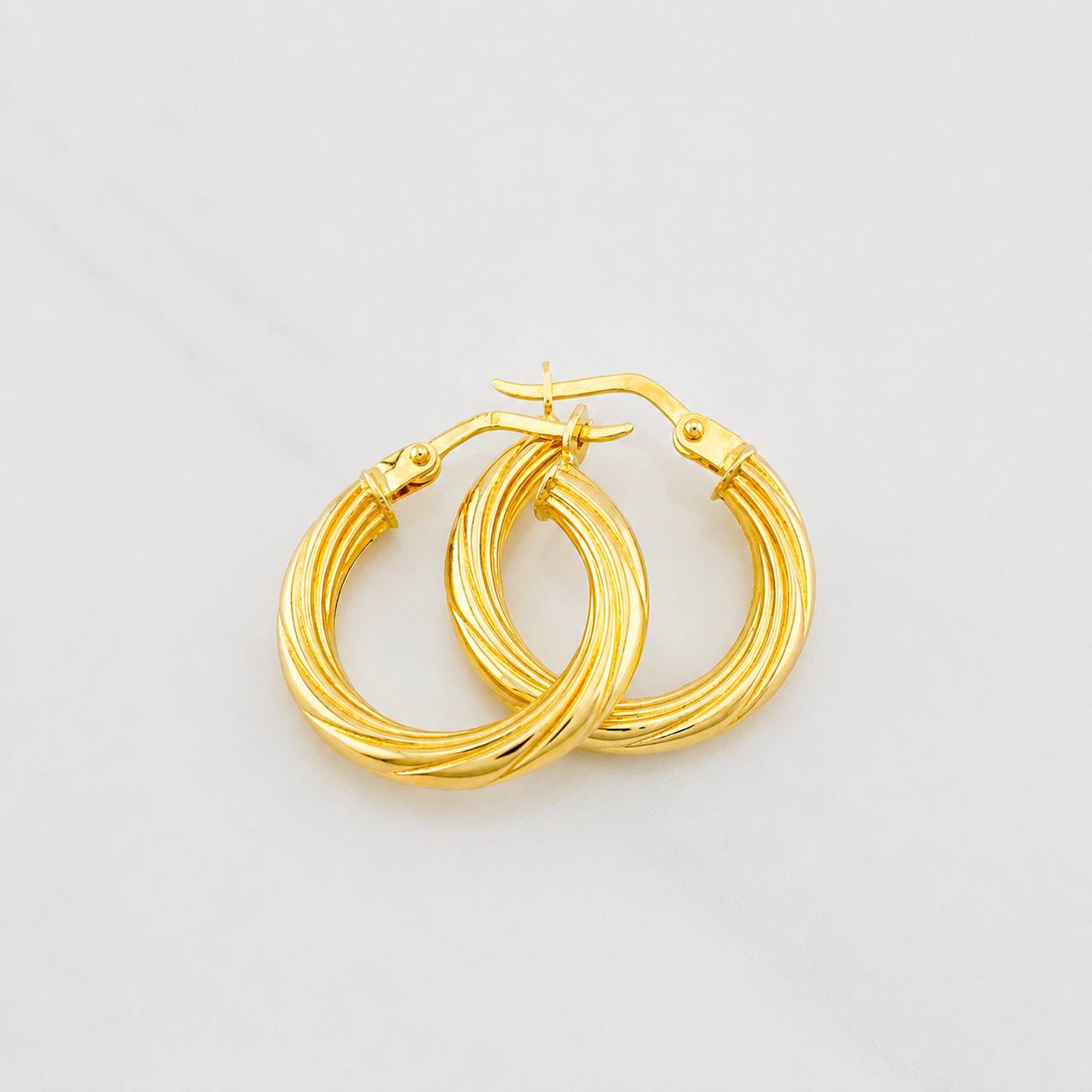 Candongas Mary 1.9g / 3/4 in Oro Amarillo 18K