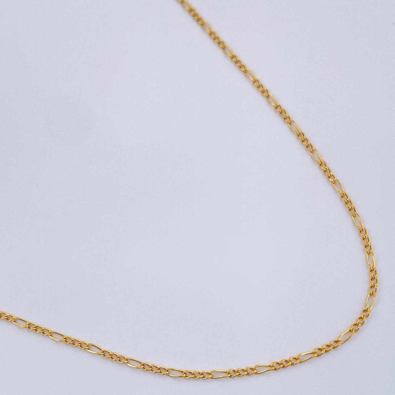 Figaro Chain 1.1gr / 19 3/4 in / 1.1mm Yellow Gold +1 18K &