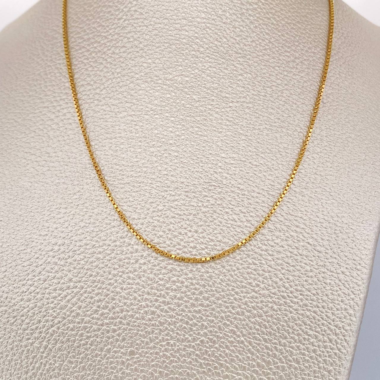 Cadena Veneciana 3.6gr / 17 3/4 in / 1mm Oro Amarillo +3 18K &