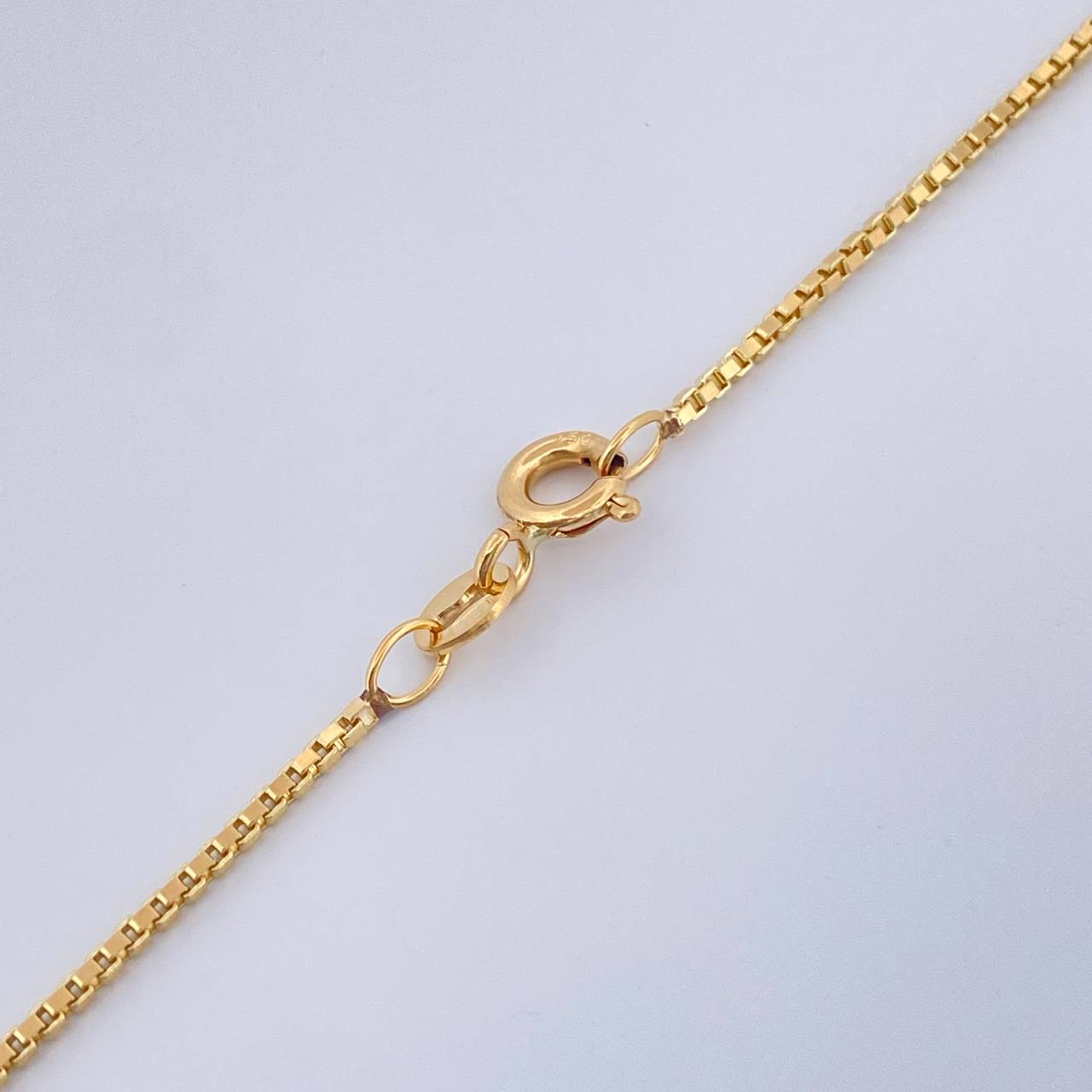 Cadena Veneciana 4.35gr / 17 3/4 in / 1mm Oro Amarillo +3 18K &