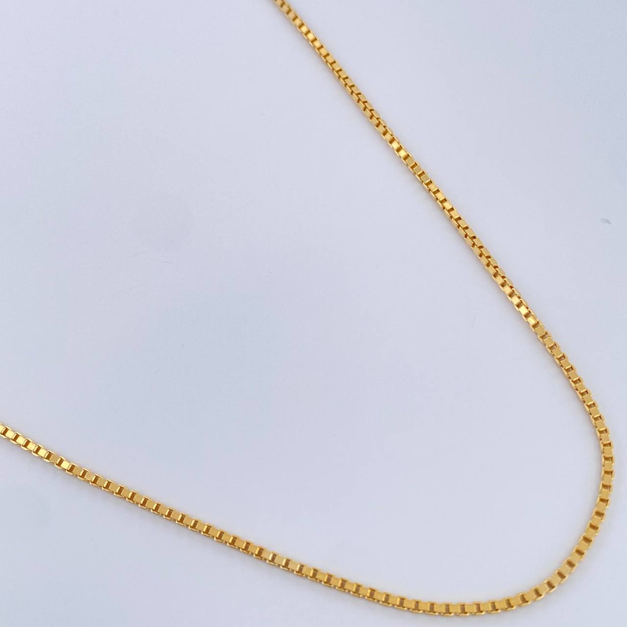 Cadena Veneciana 3.5gr / 17 3/4 in / 1.2mm Oro Amarillo +3 18K &