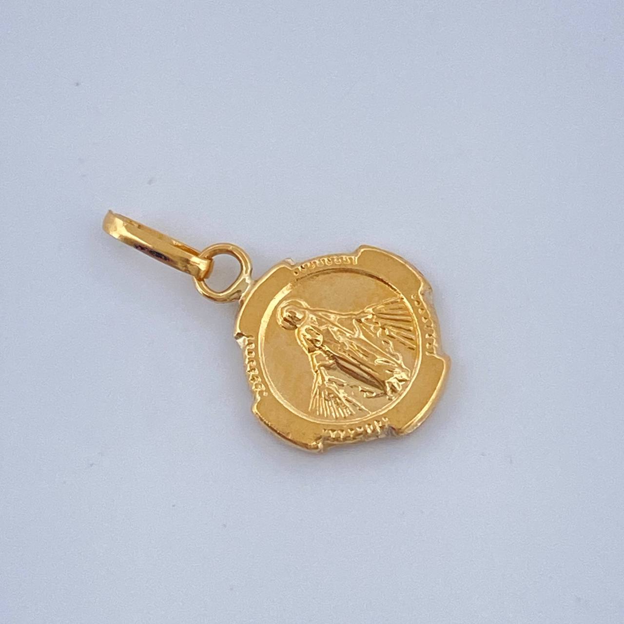Dije Virgen Milagrosa 0.35gr / 1/2 in / Oro Amarillo 18K &