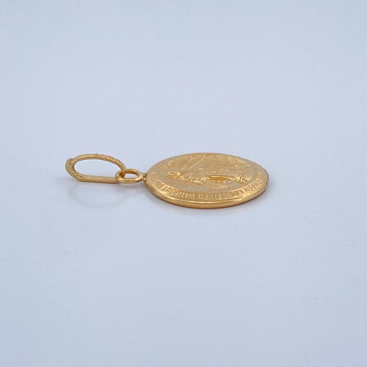 Dije Vigen Milagrosa 0.55gr / 3/4 in / Oro Amarillo 18K &