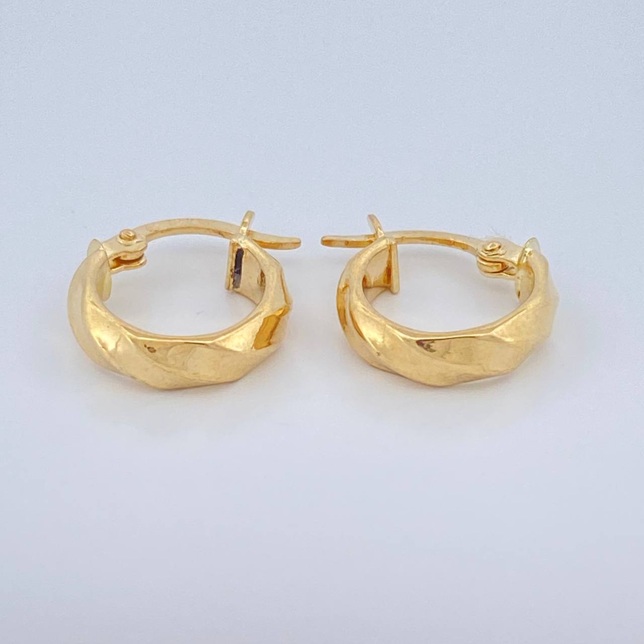 Candongas Nia 1.15gr / 1/2 in / Oro Amarillo 18K &