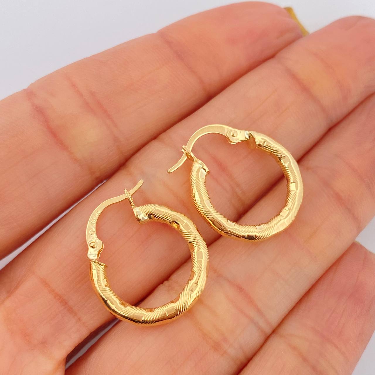 Candongas Sandra 1.65gr / 3/4 in / Oro Amarillo 18K &