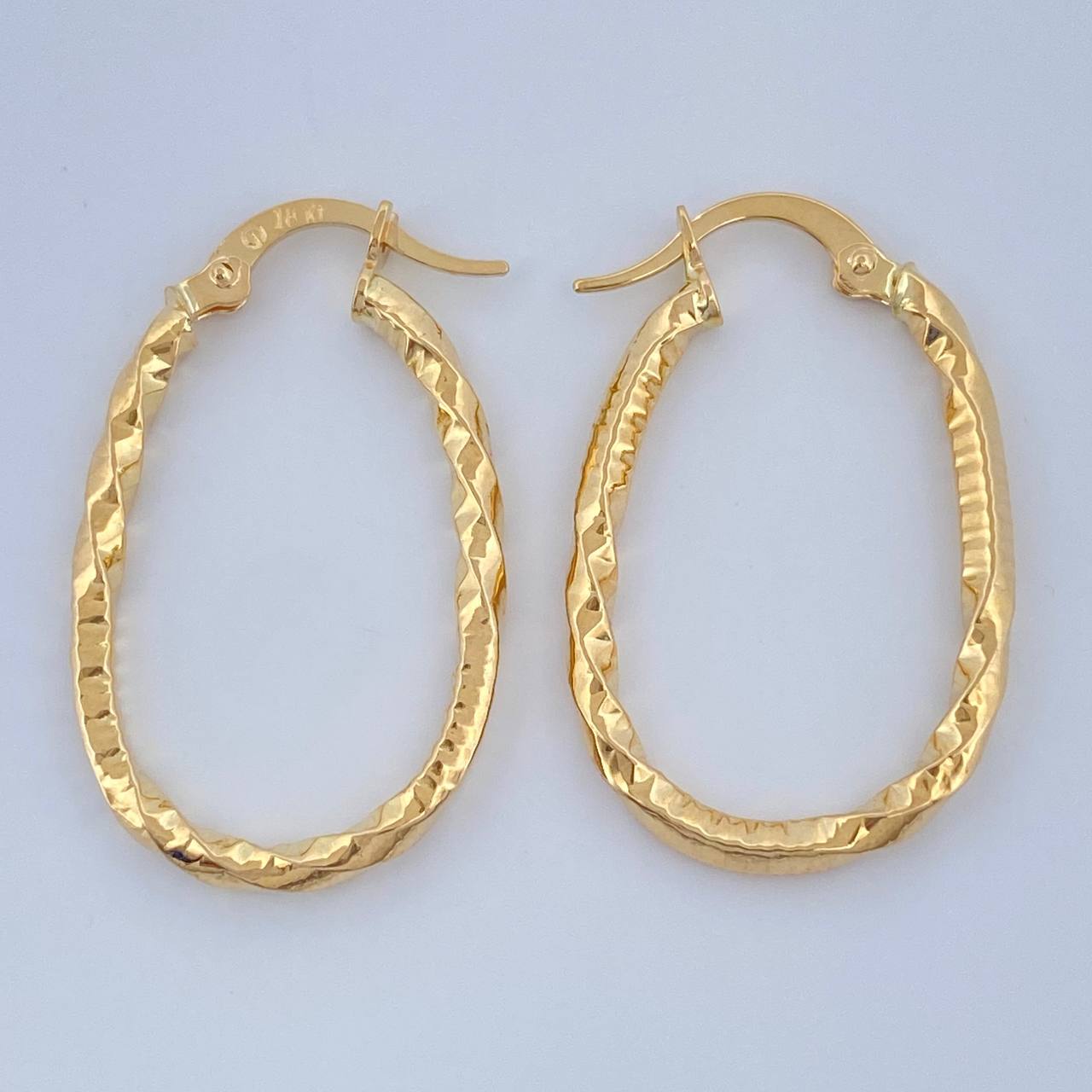 Candongas Dyla 1.5gr / 1 1/4 in / Oro Amarillo 18K &
