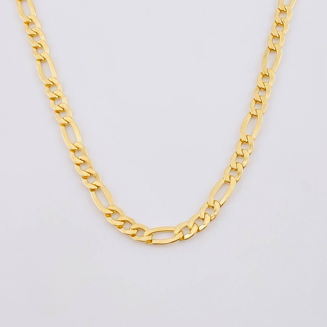 Cadena Figaro 6.3g / 24 in / 3.3mm Oro Amarillo 18K