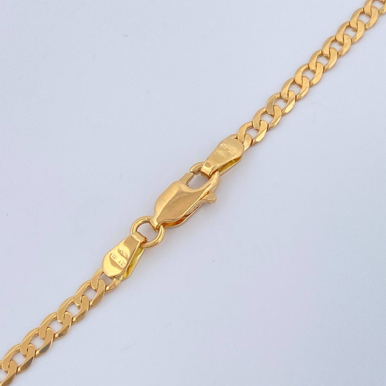 Cadena Cuabana 9.4gr / 23 3/4 in / 2.8mm Oro Amarillo +1 18K &
