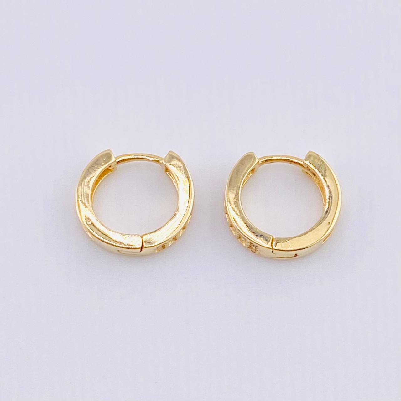 Candongas Doble Carril 2.05gr / 1/2 in / Oro Amarillo 18K *