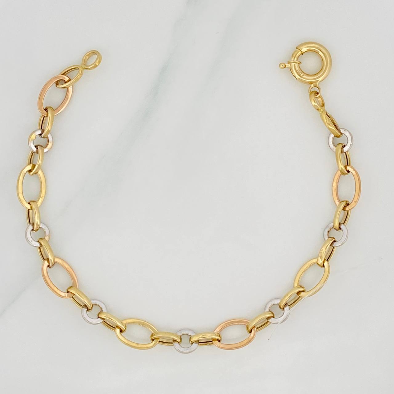 Pulso Aros 4.05g / 7 1/2 in / 6.87mm Tres Oros 18K