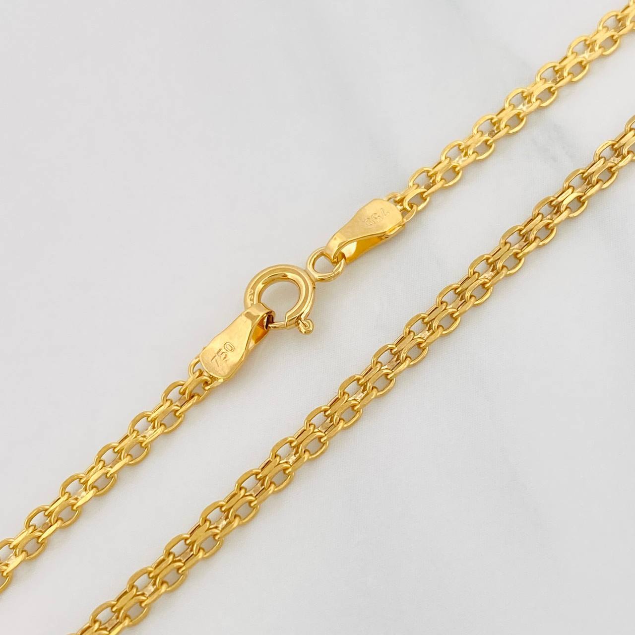 Bismark Bracelet 1.35g / 7 1/2 in / 2.45mm 18K Yellow Gold