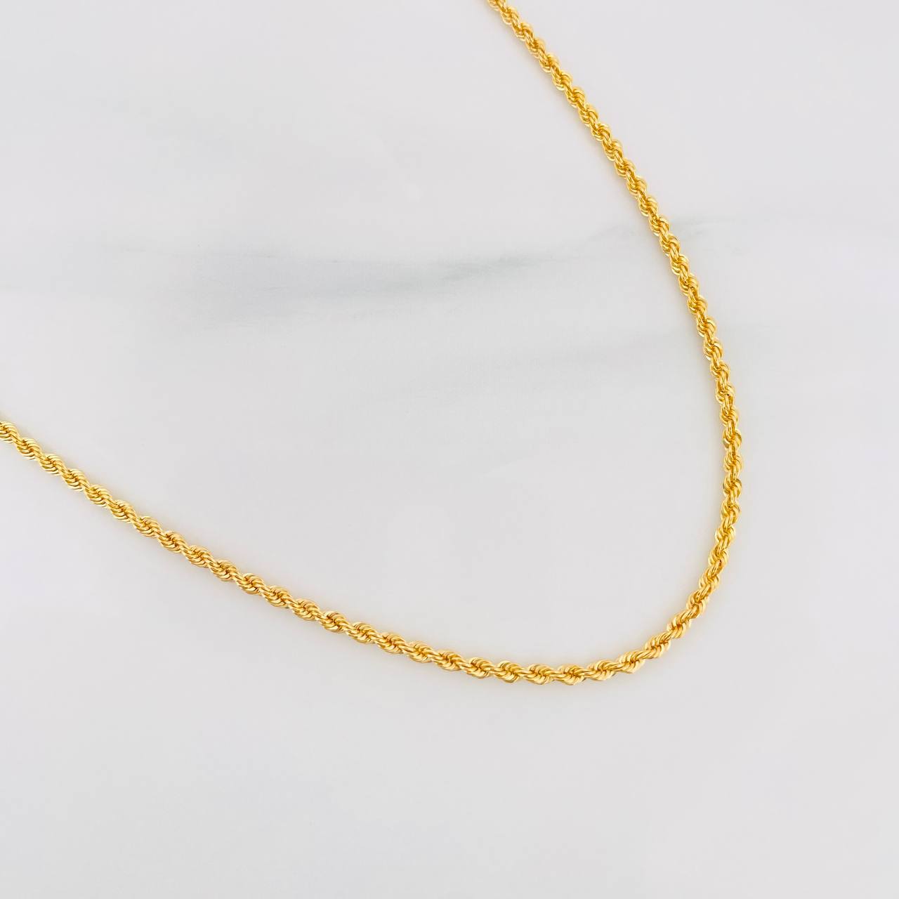 Cadena Lazo 2.25g / 60cm / 1.43mm Oro Amarillo 18K