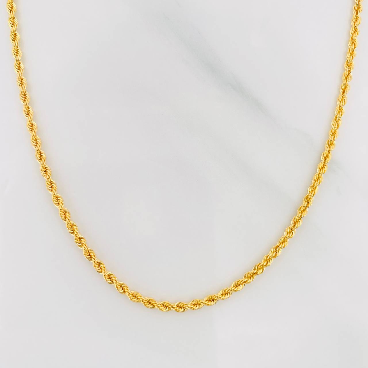 Cadena Lazo 2.25g / 60cm / 1.43mm Oro Amarillo 18K