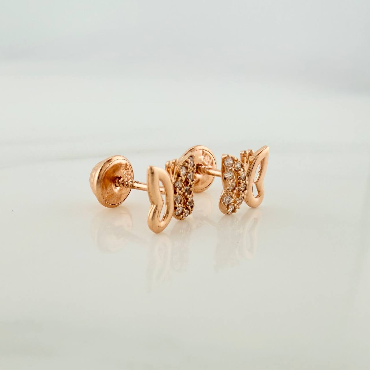 Butterfly Silhouette Stud Earrings 0.9gr / 6.66mm 18K Rose Gold %