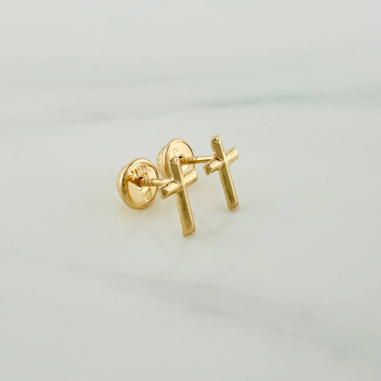 Topos Cruz 0.5gr / 8.16mm Oro Amarillo 18K %