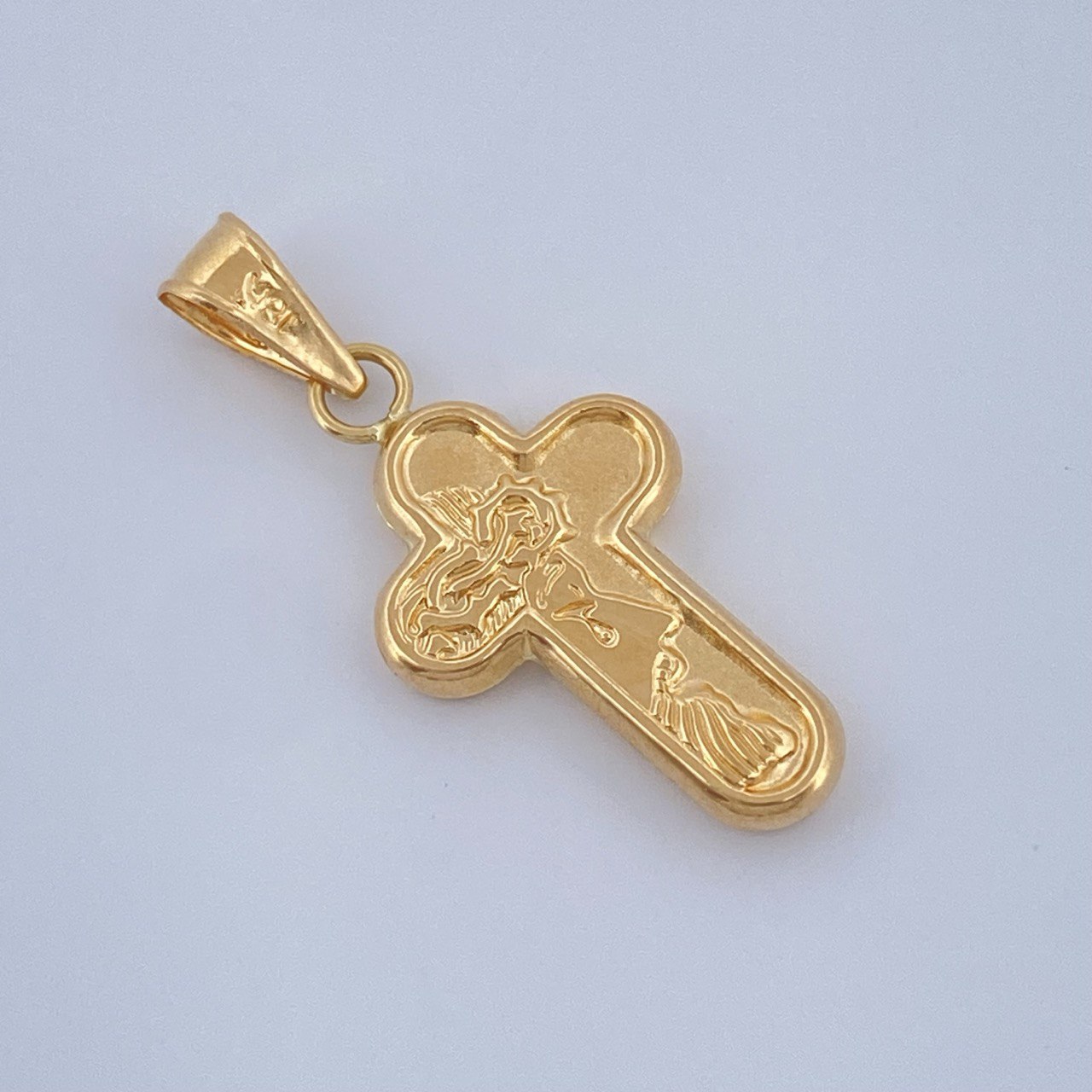 Dije Cruz Rostro Cristo 0.85gr / 1 in / Oro Amarillo 18K $