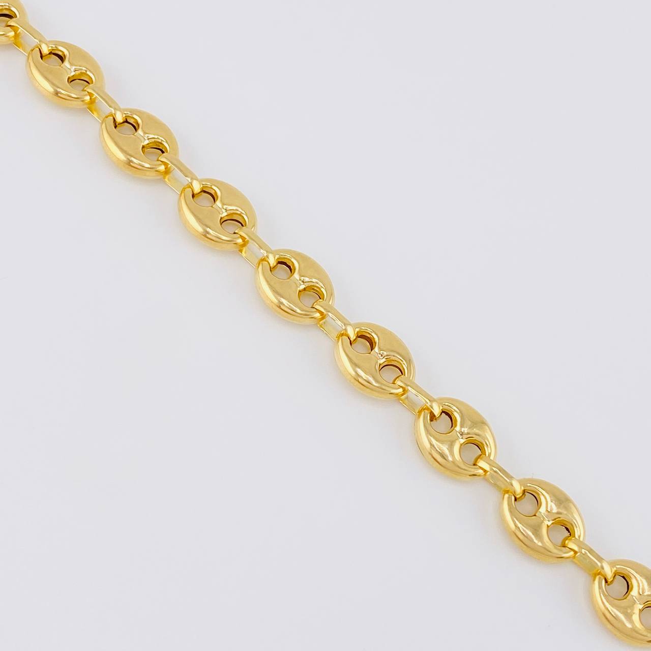 Cadena GC 25.4g / 26 in / 9mm Oro Amarillo 18K