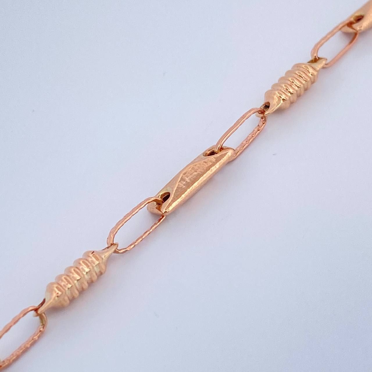 Pulso Rustico Barril 3.7gr / 8 3/4 in / 3.4mm Oro Rosa 18K %