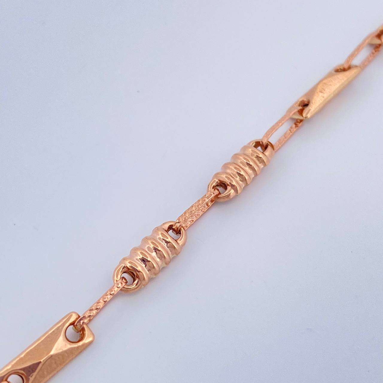 Pulso Rustico Barril 3.8gr / 8 1/2 in / 3.4mm Oro Rosa 18K %