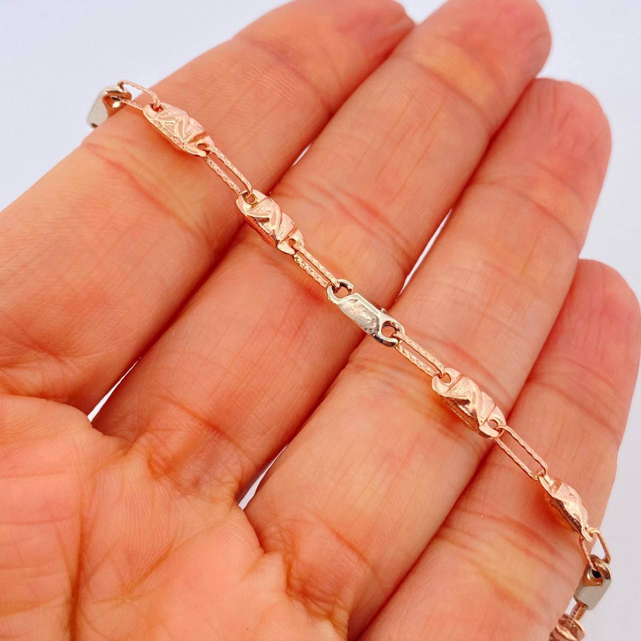 Pulso Rustico X 4gr / 8 1/4 in / 3.8mm Dos Oros Blanco Rosa 18K %