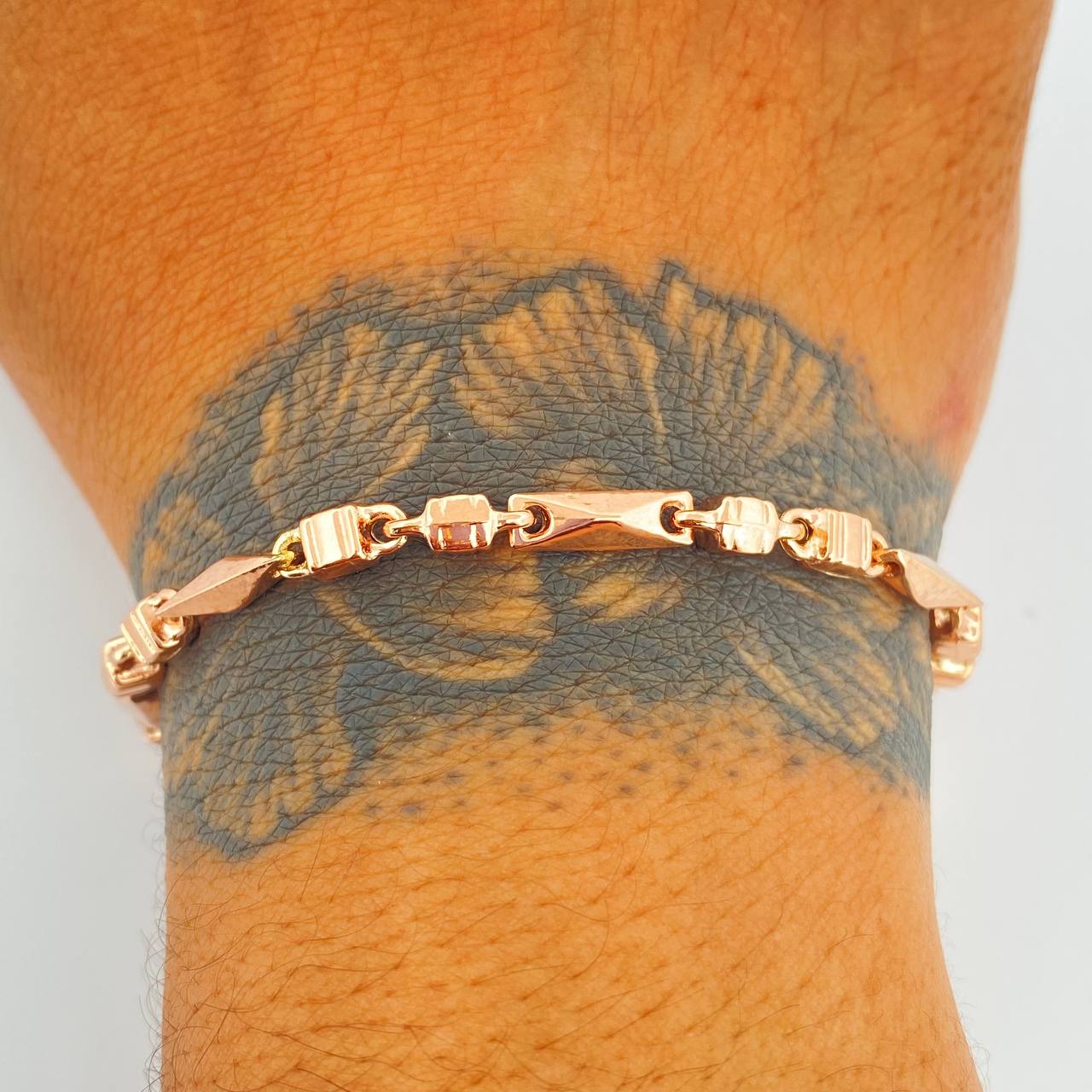Pulso Rustico Eslabon 6.5gr / 8 1/2 in / 4mm Oro Rosa 18K %