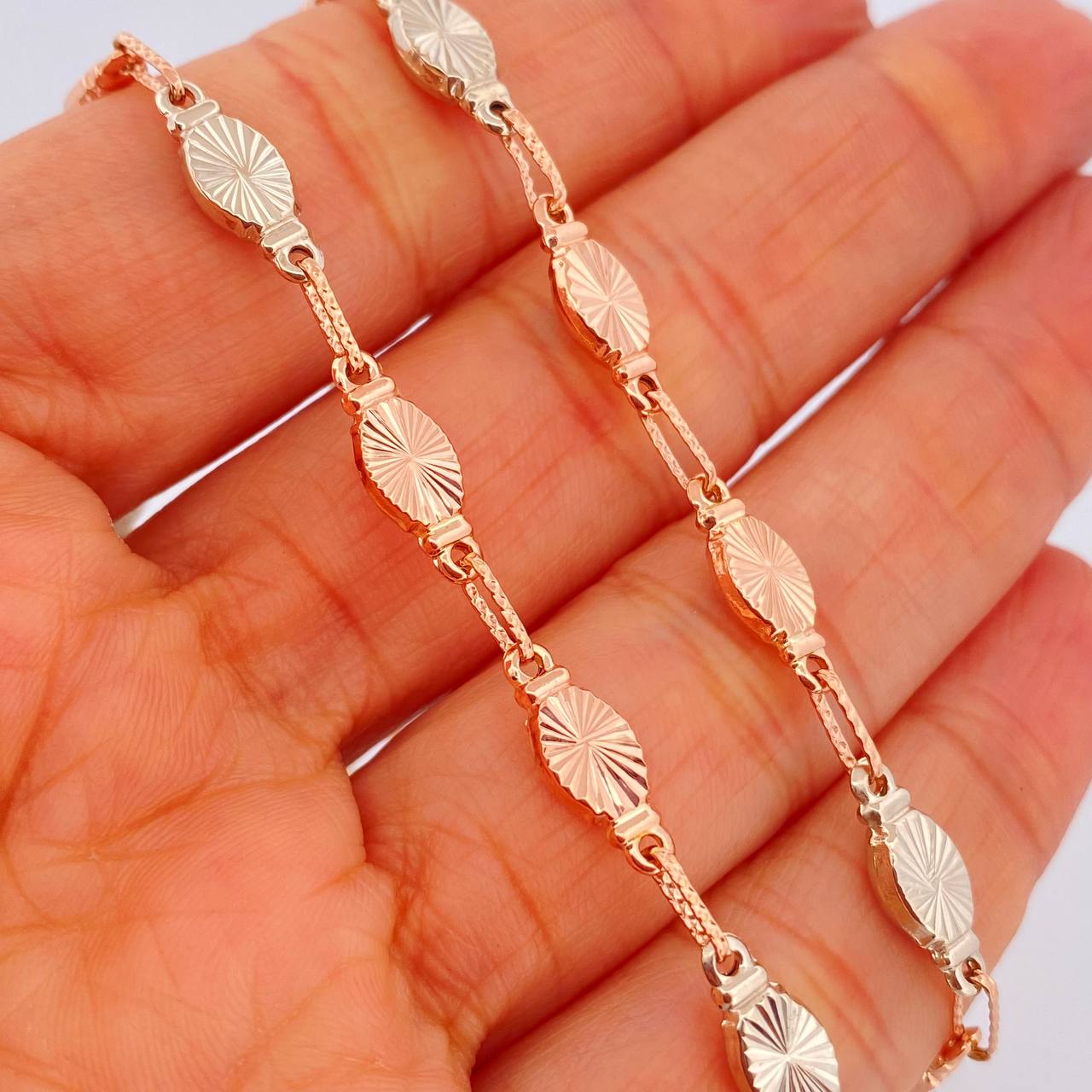 Cadena Rustica Eslabon 12.8gr / 24 1/2 in / 5.2mm Dos Oros Blanco Rosa 18K %