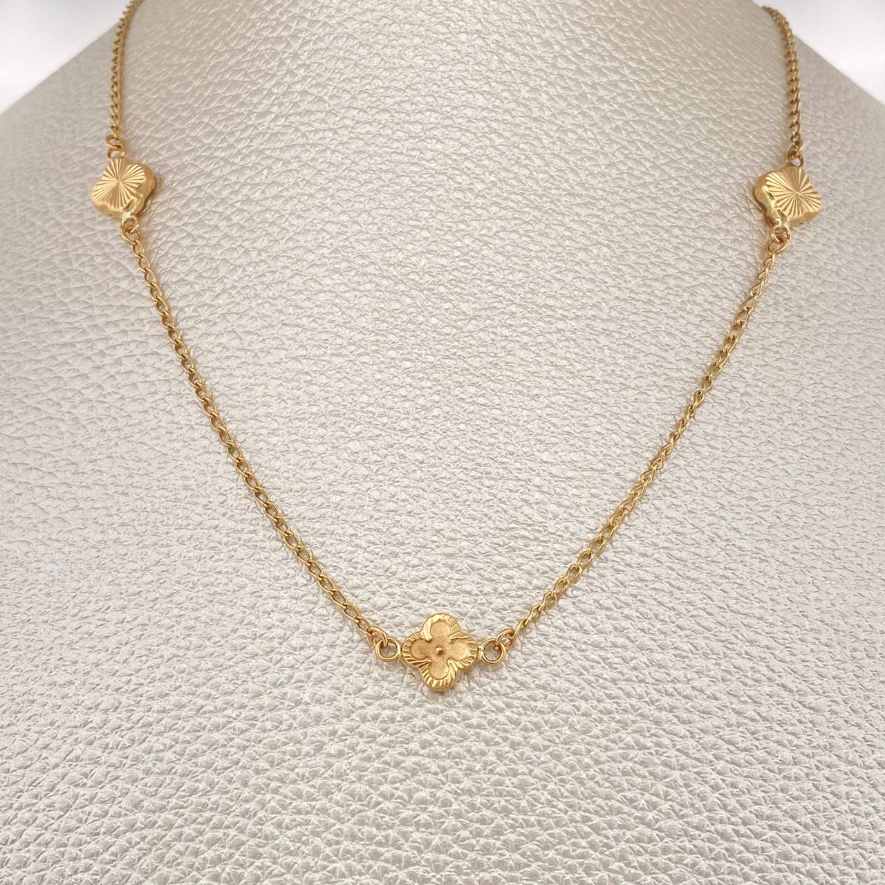 Cadena Espiga Trebol 3.85gr / 18 1/4 in / 1.4mm Oro Amarillo 18K %