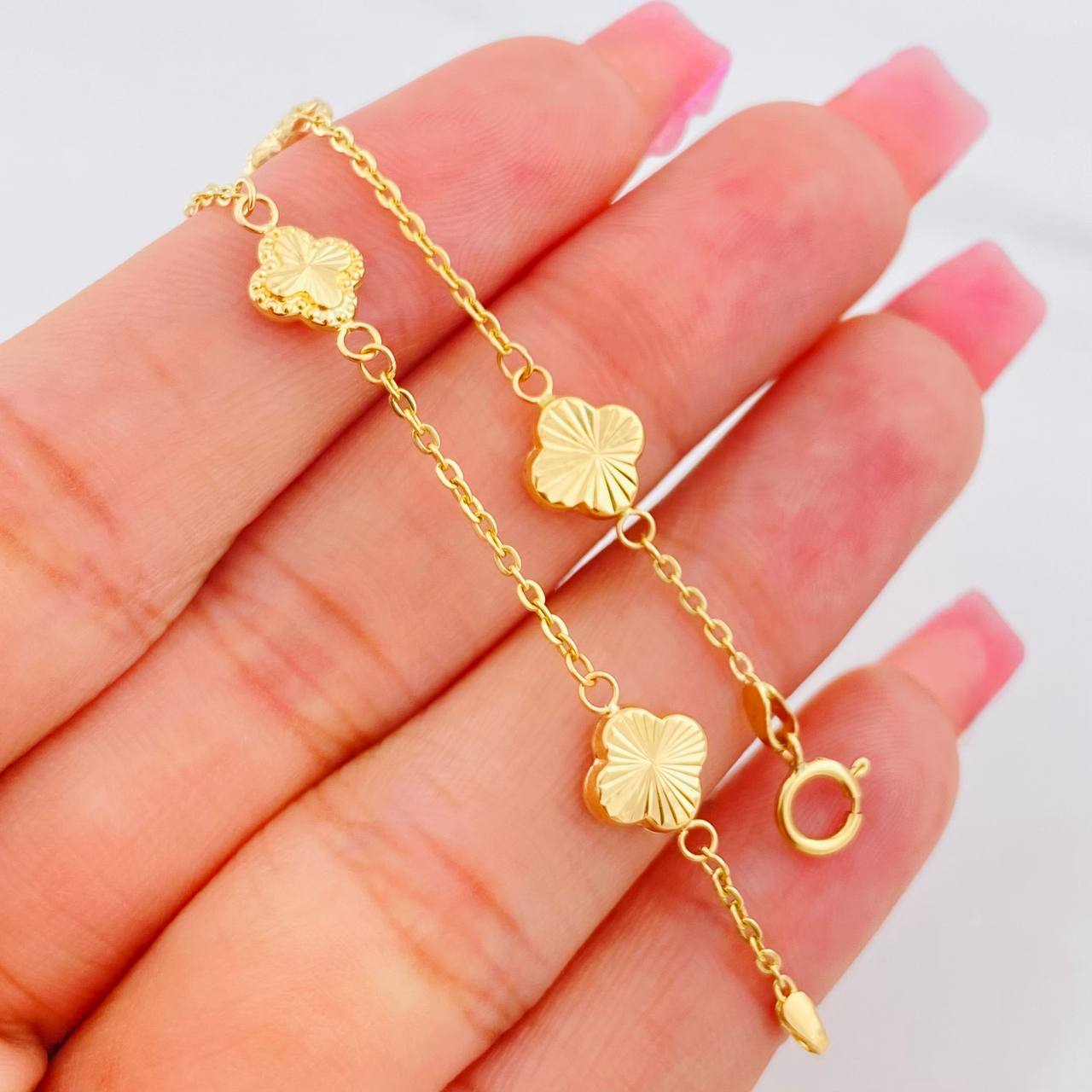 Classic Link Bracelet Clover Diamond Cut 2.4g / 7 1/2 in / 1.19mm Yellow Gold 18K