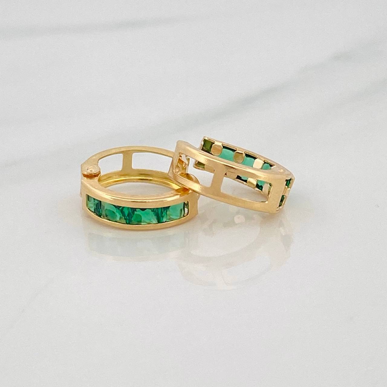 Candongas Carril 1.6g / 1/2 in Oro Amarillo 18K
