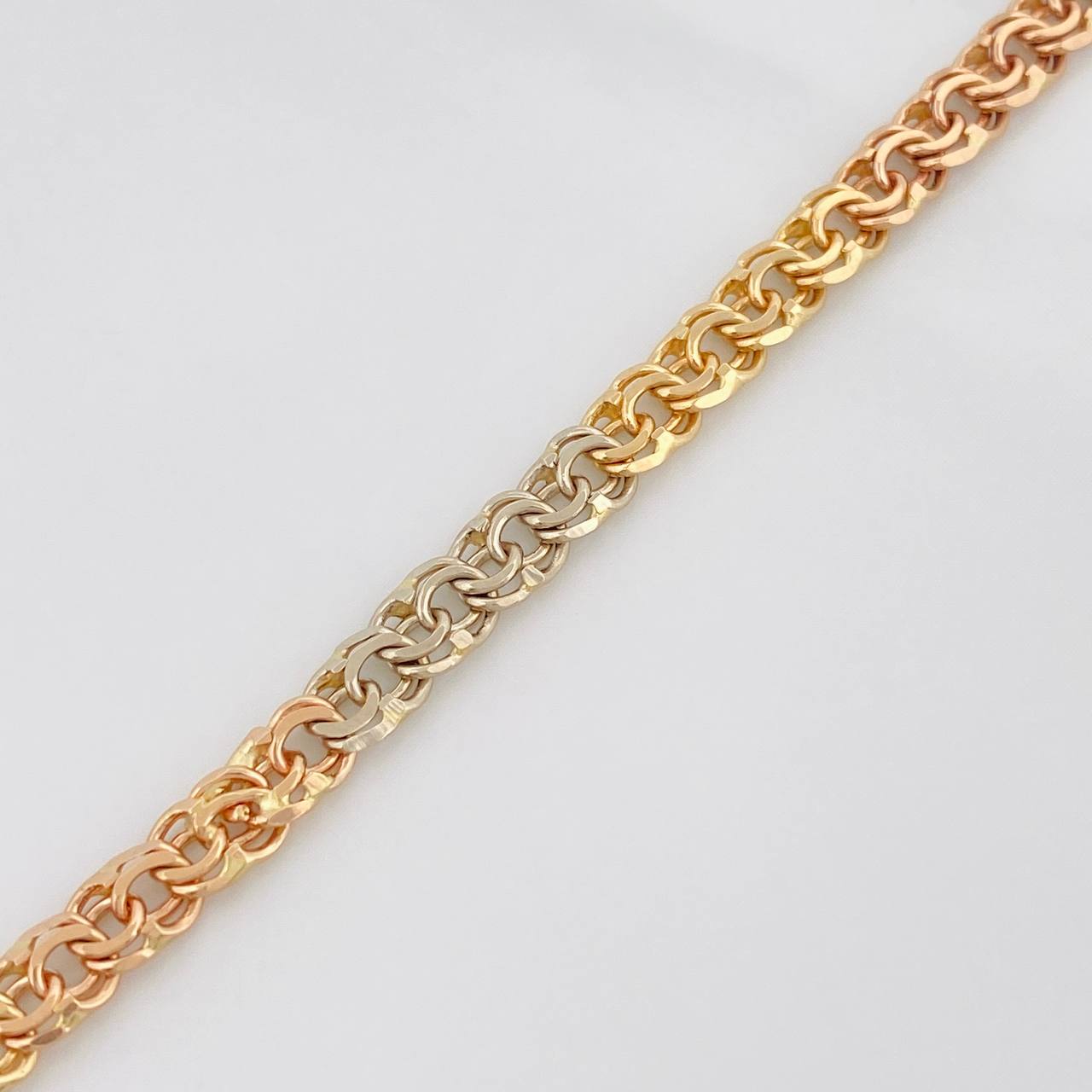 Pulso Bismarck 6.85g / 7 1/2 in / 4.35mm Tres Oros Amarillo Blanco Rosa  18K