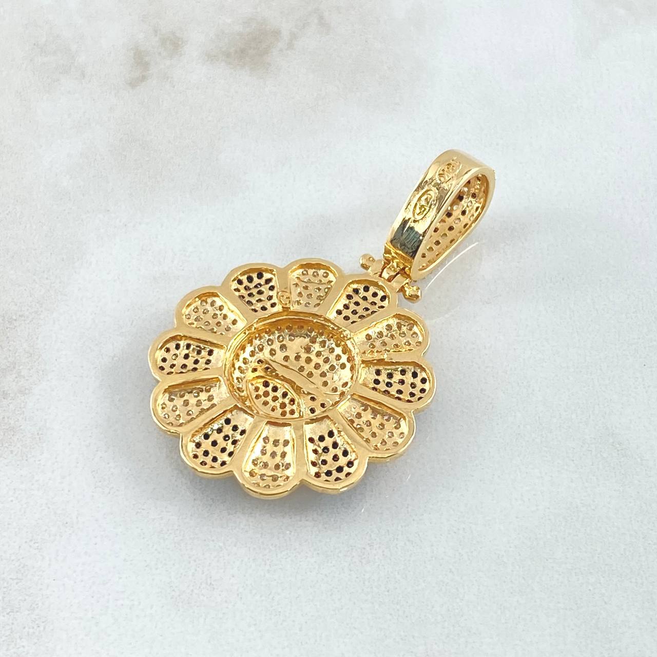 Pendant White and Black Emogi Flower 9.55gr / 4.5cm / Black White Zircons Yellow Gold 18K ©