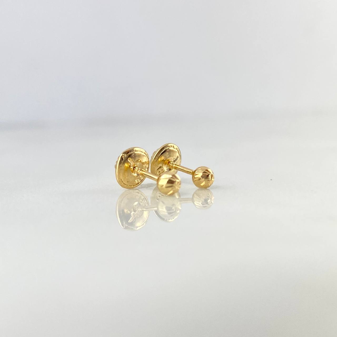 Diamond Cut Bead Stud Earrings 0.4 g / in / 3 mm Yellow Gold 18K
