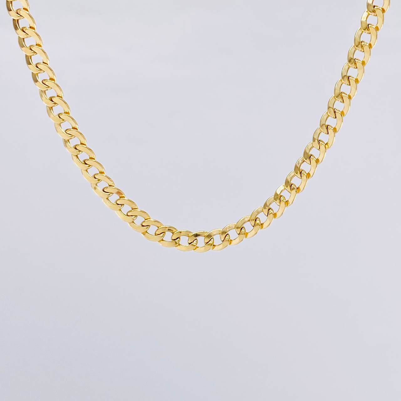 Cadena Cubana 7.1g / 24 in / 4.1mm Oro Amarillo 18K