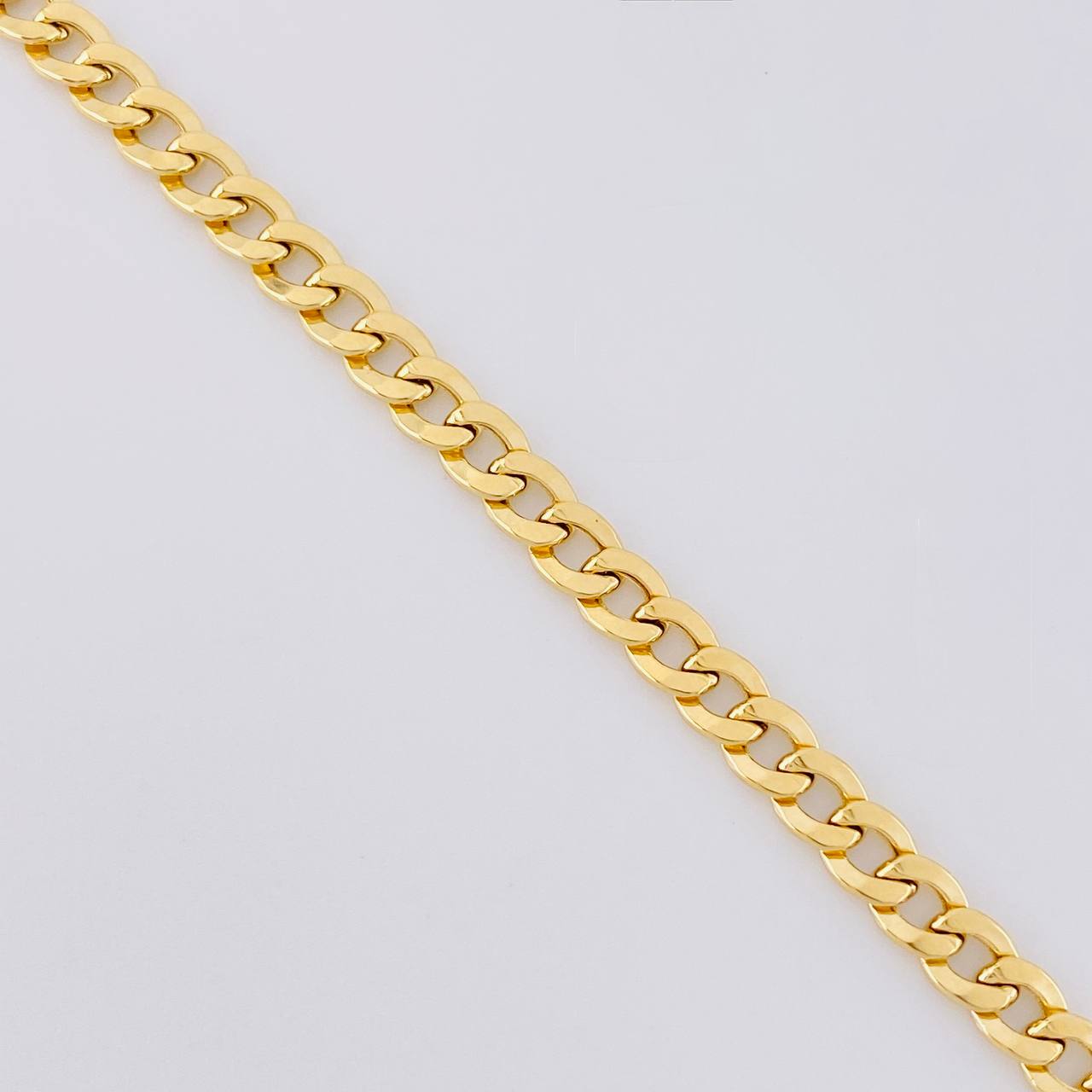 Cadena Cubana 7.1g / 24 in / 4.1mm Oro Amarillo 18K