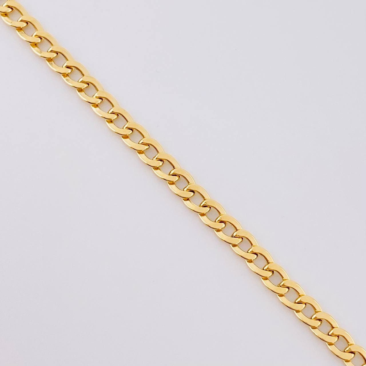 Cuban Links Bracelet 1.6g / 7 1/4 in / 3.1mm Yellow Gold 18K