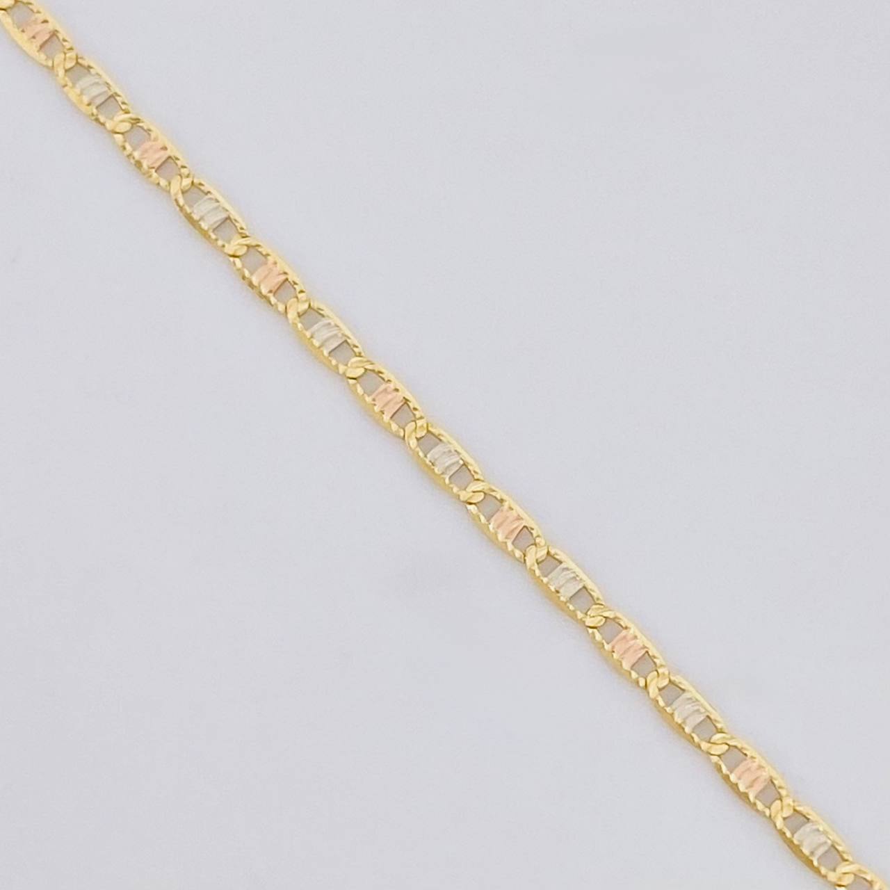 Flat Mariner Chain 1.15g / 16 in / 1.2mm Three Golds 18K