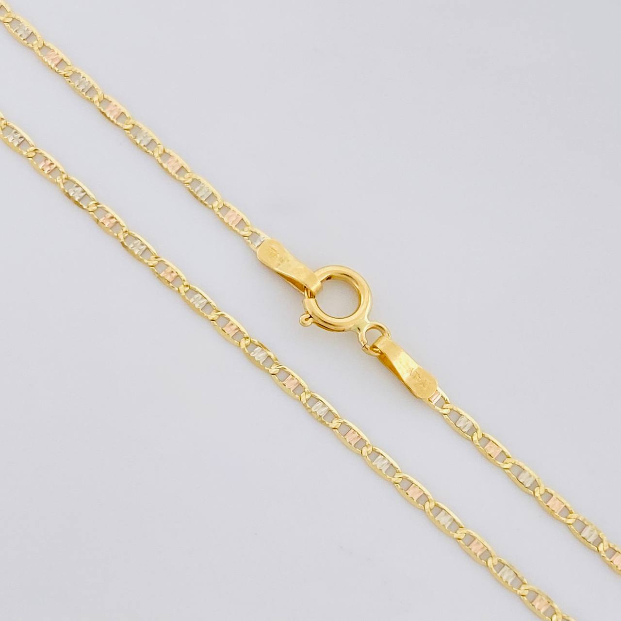 Flat Mariner Chain 1.15g / 16 in / 1.2mm Three Golds 18K
