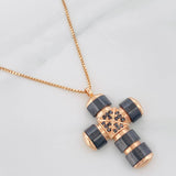 Cadena Veneciana Dije Cruz Diamantes 16pts 11.4g / 24 in / 0.46mm Oro Rosa 18K