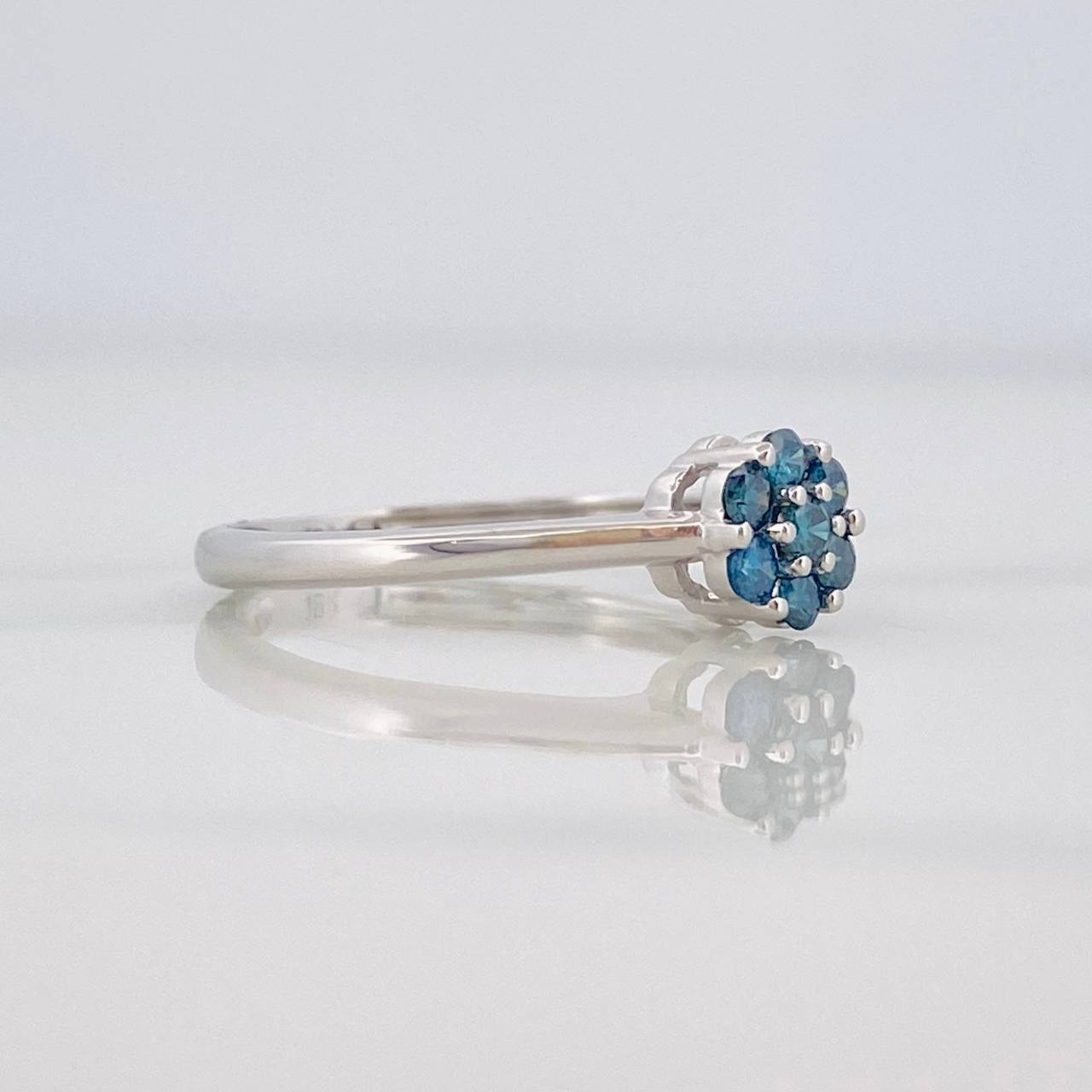 Flower Ring Diamonds 17pts Diamonds 17pts 1.8g / T6 White Gold 18K