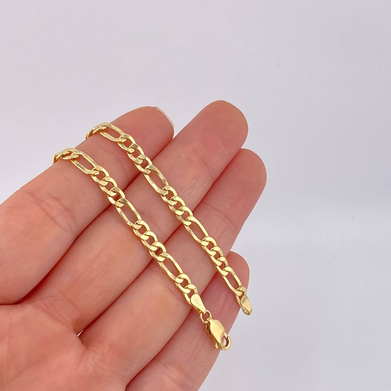 Cadena Figaro 9.5g / 24 in / 4.3mm Oro Amarillo 18K