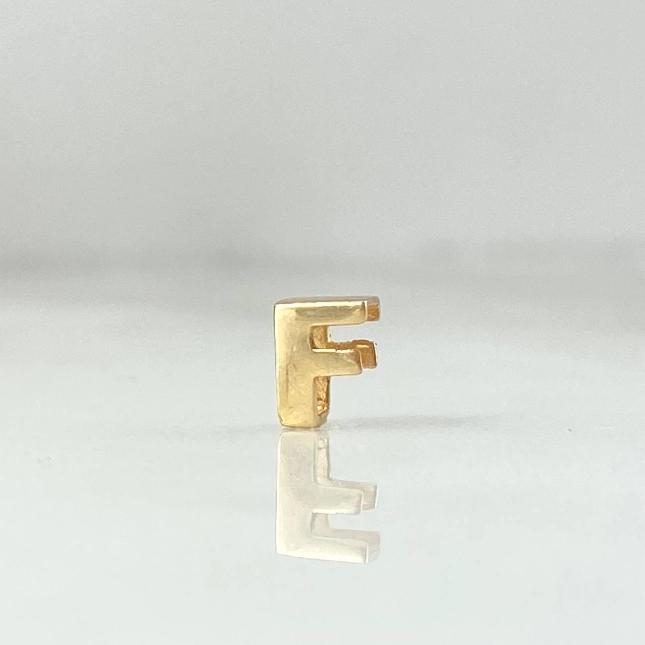 Charm Letter F 0.25gr / 6mm Drum 18K Yellow Gold