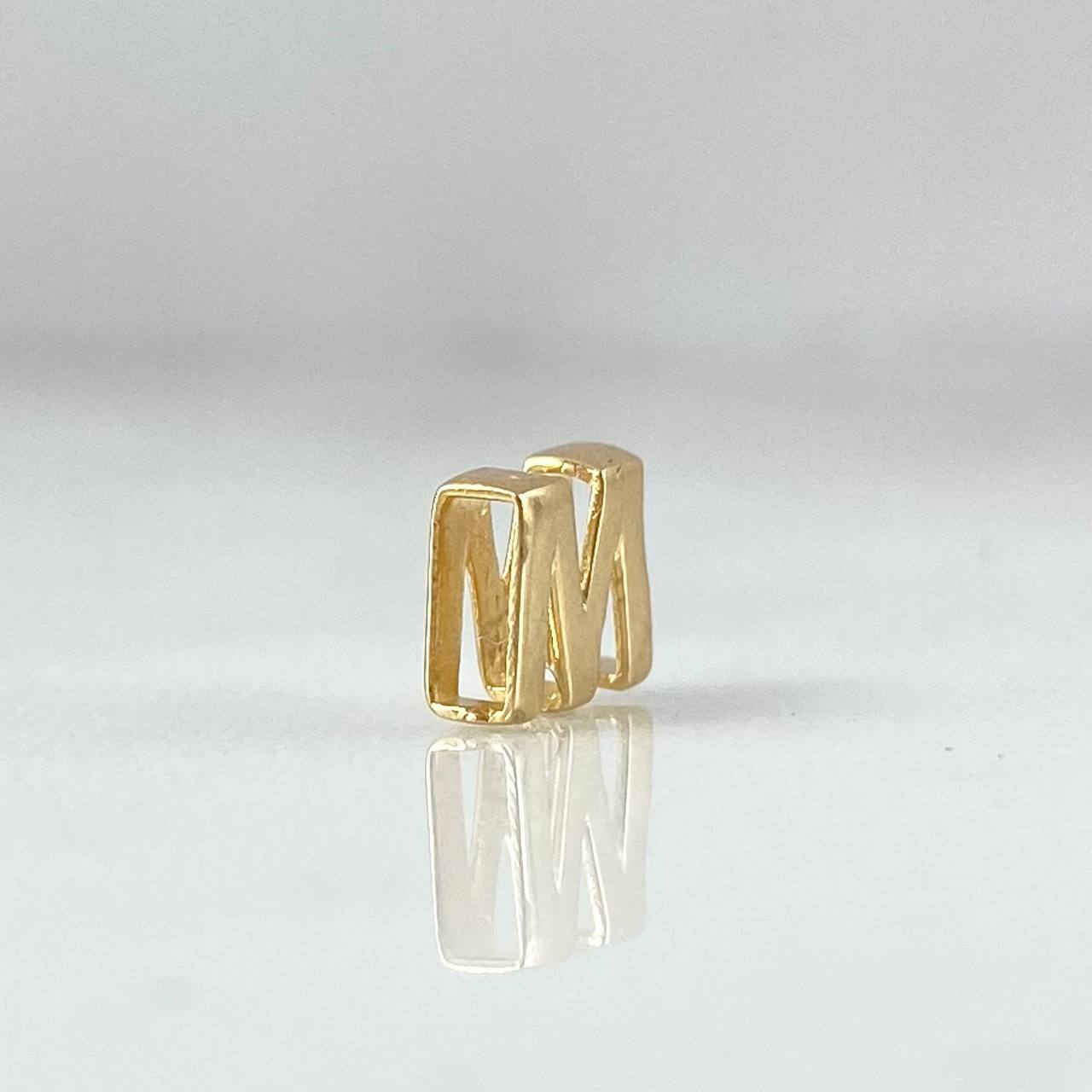 Herraje Letra M 0.35gr / Oro Amarillo 18K *