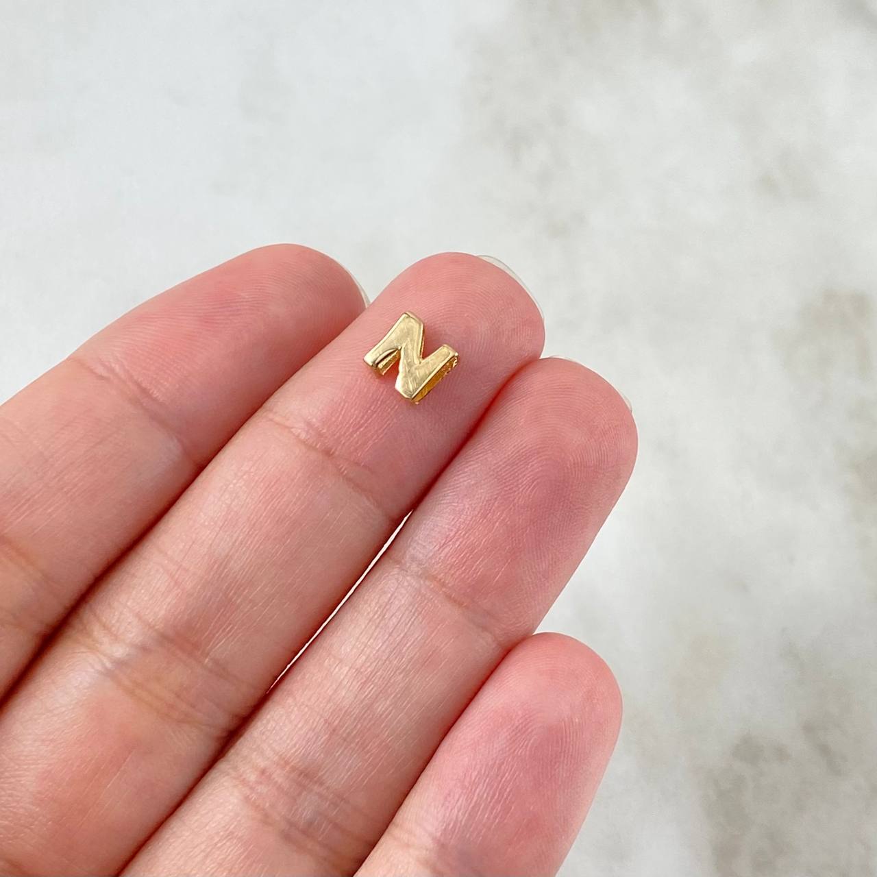 Charm Letter N 0.35gr / 6mm / Yellow Gold Drum
